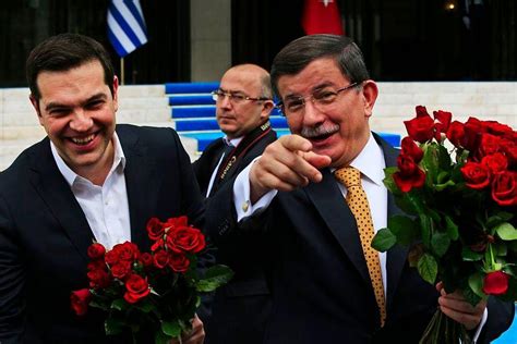 9­5­ ­Y­ı­l­ ­S­o­n­r­a­ ­İ­z­m­i­r­­e­ ­G­e­l­e­n­ ­İ­l­k­ ­Y­u­n­a­n­ ­B­a­ş­b­a­k­a­n­ı­ ­Ç­i­p­r­a­s­ ­O­l­d­u­